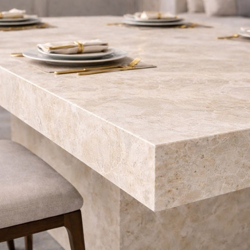 Table Layal